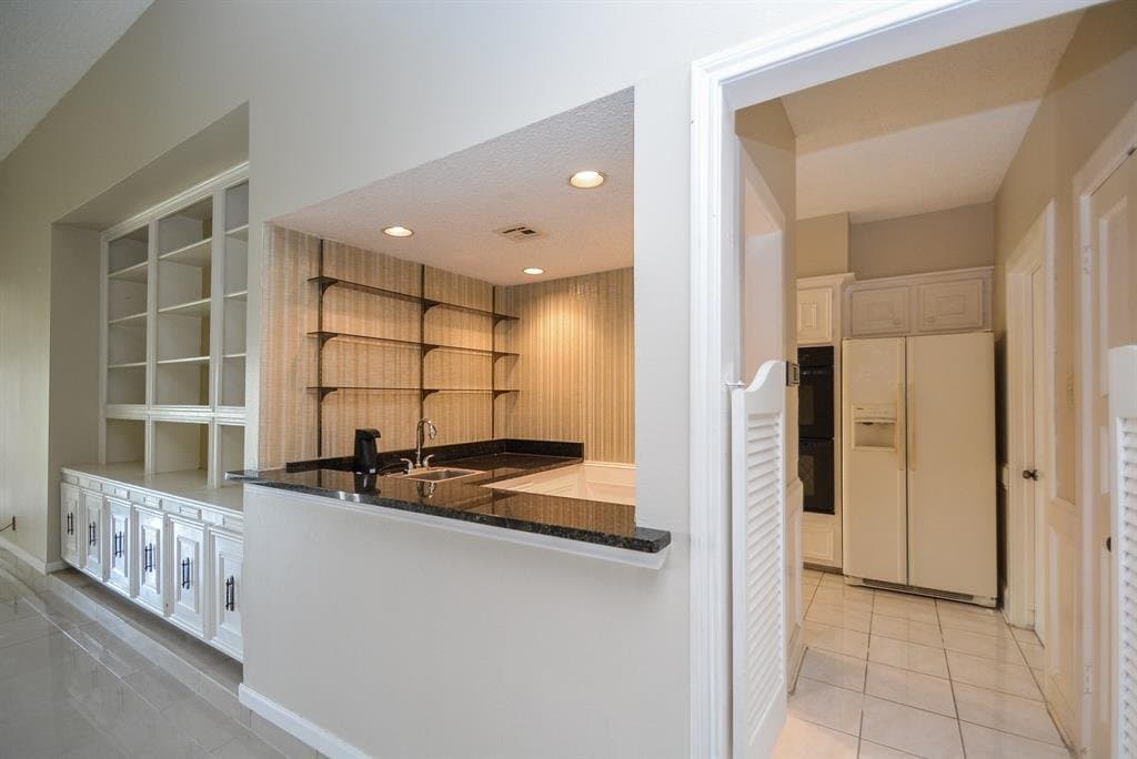 Sugar Land House: 26 Wellington Dr.
