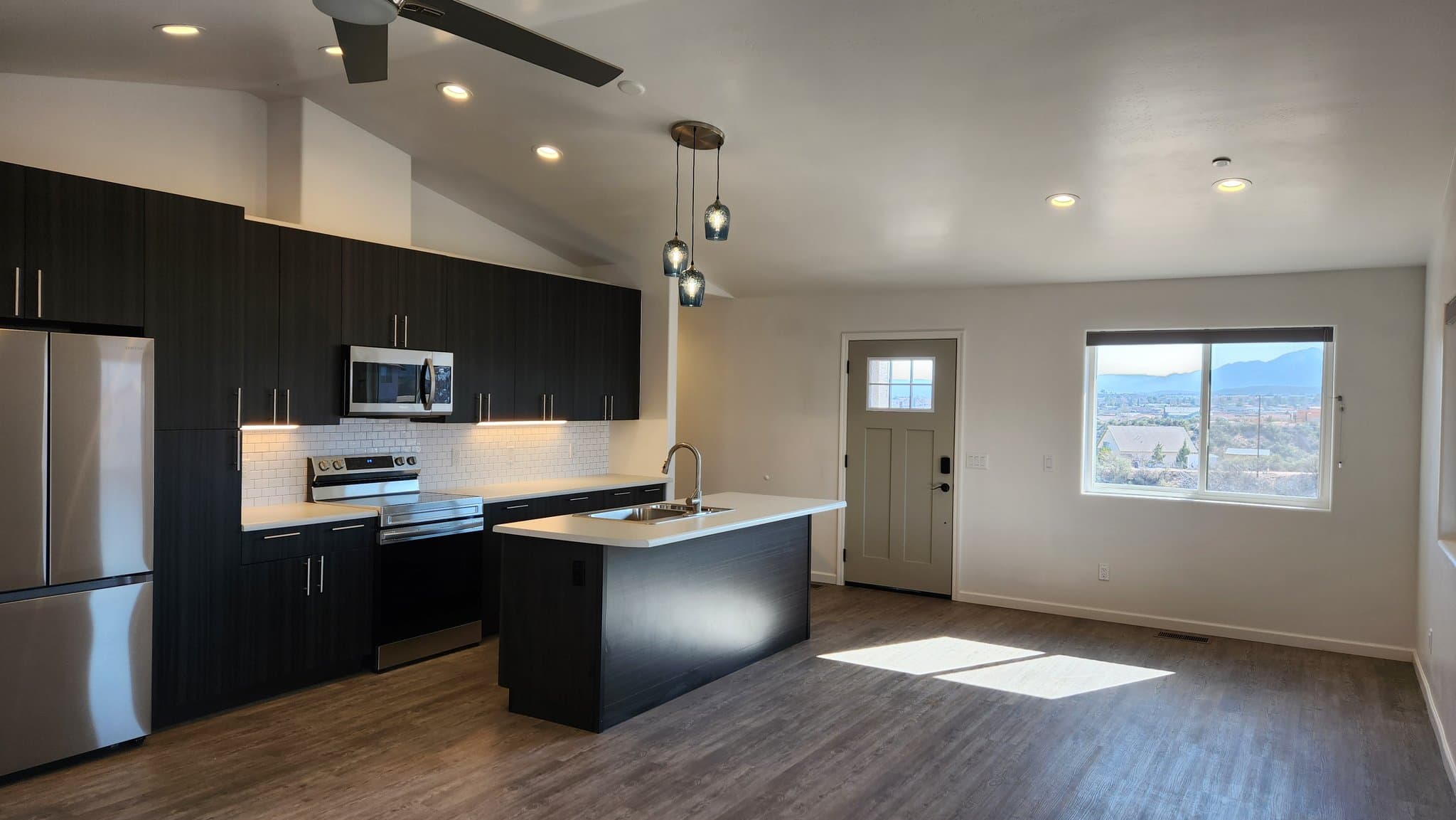 Clarkdale Townhome: 570 Bent River
