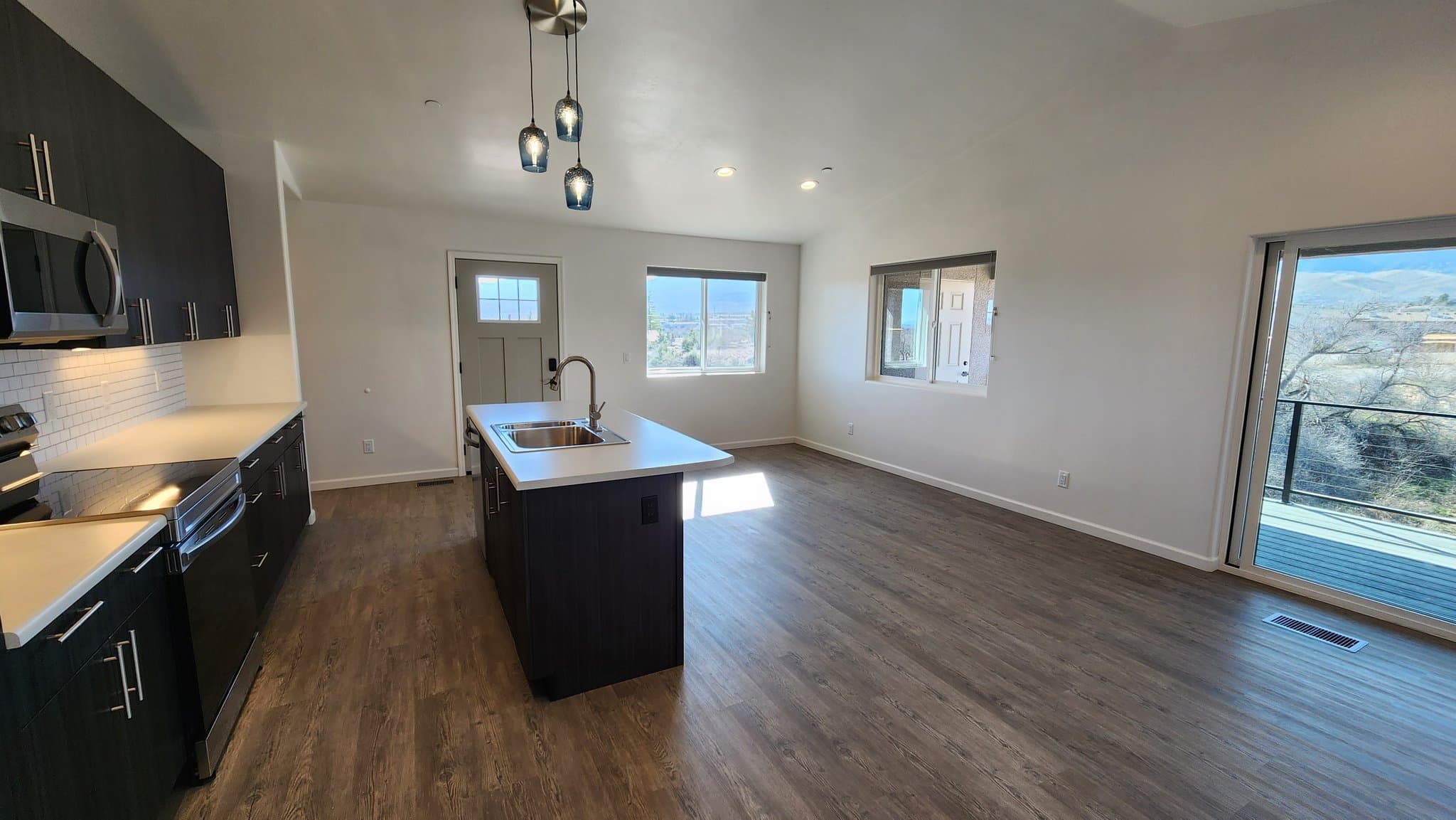 Clarkdale Townhome: 570 Bent River
