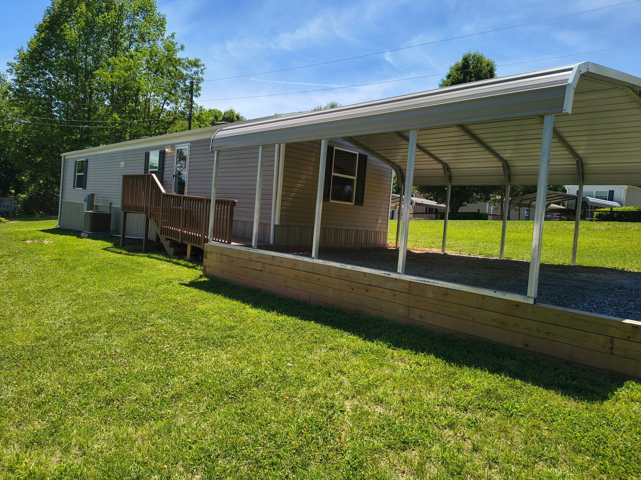 Candler House: 730 Case Cove Road