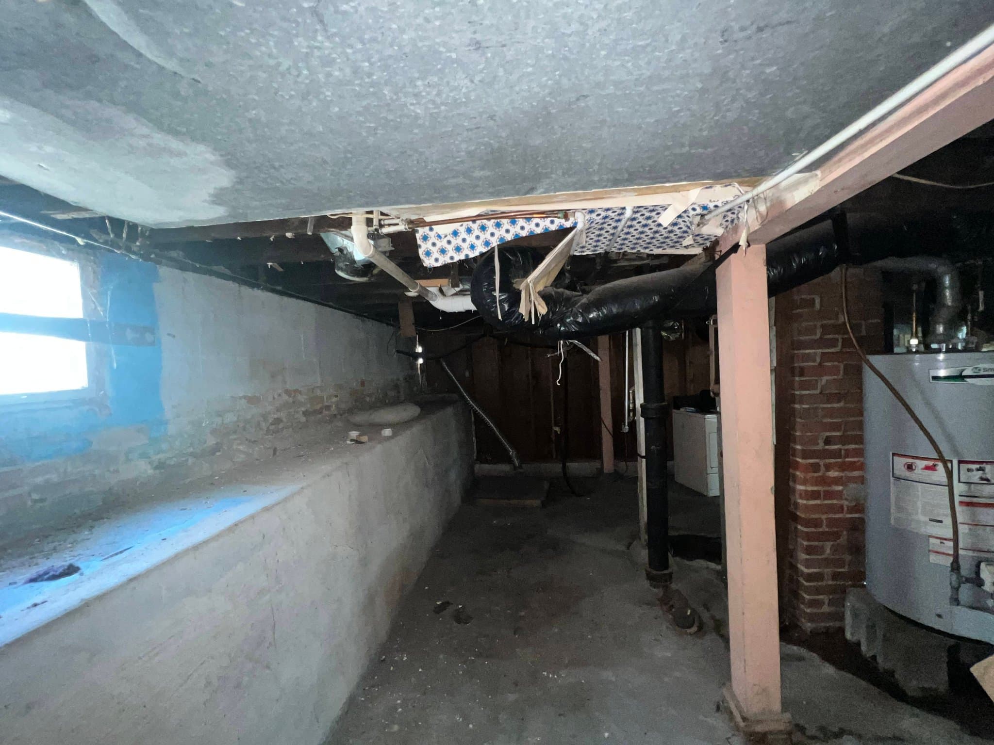 Decatur House: 1258 E Division St