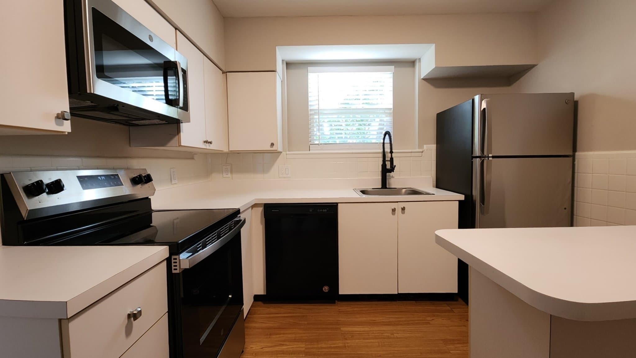Clayton Apartment: 803 Westwood Dr