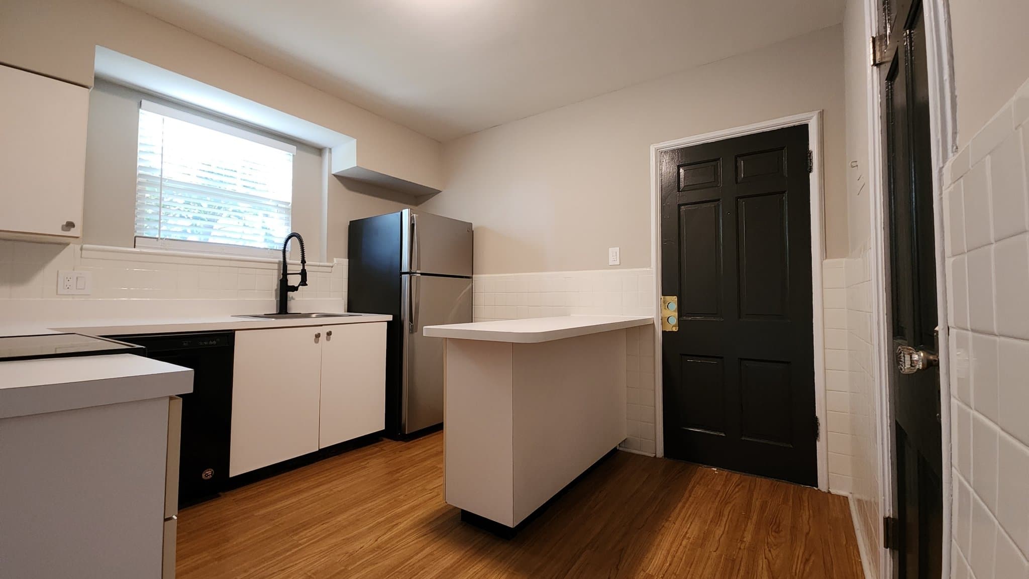 Clayton Apartment: 803 Westwood Dr