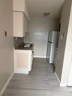 st louis Apartment: 4654 Morgan ford rd