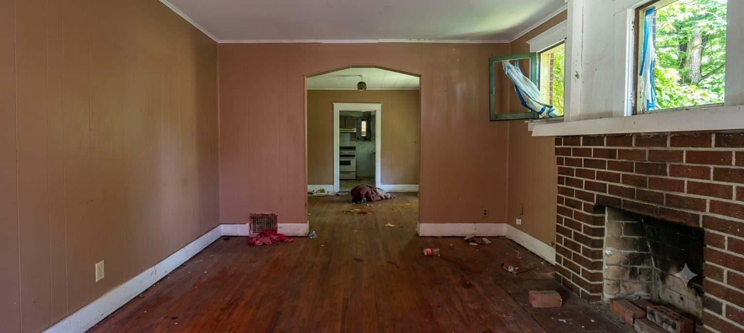 East St. Louis House: 541 N 27th St