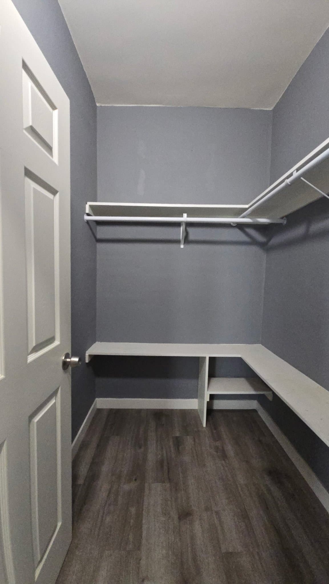 Glendale Apartment: 1140 E Elk Ave