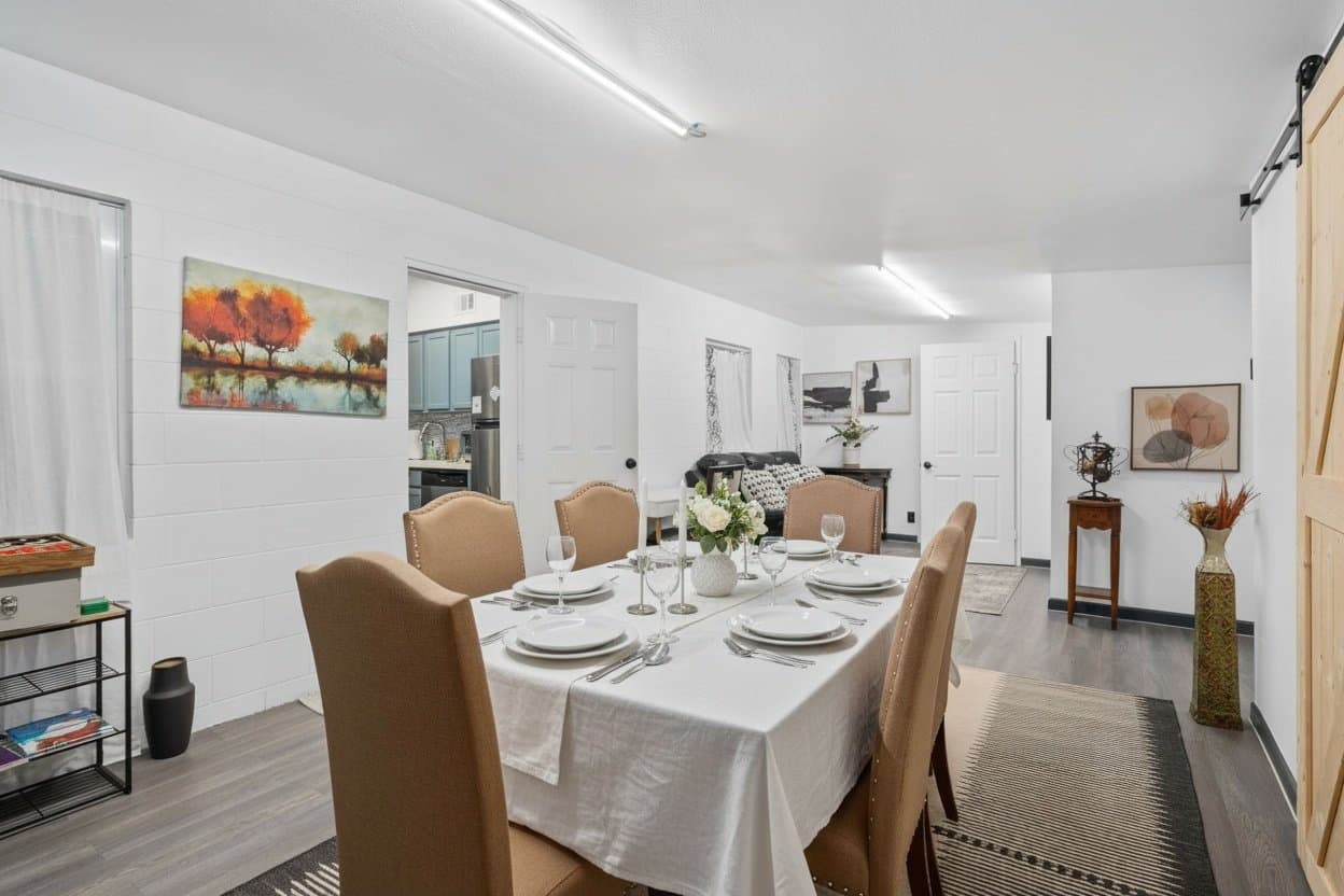 Sanford House: 228 Sunset Drive