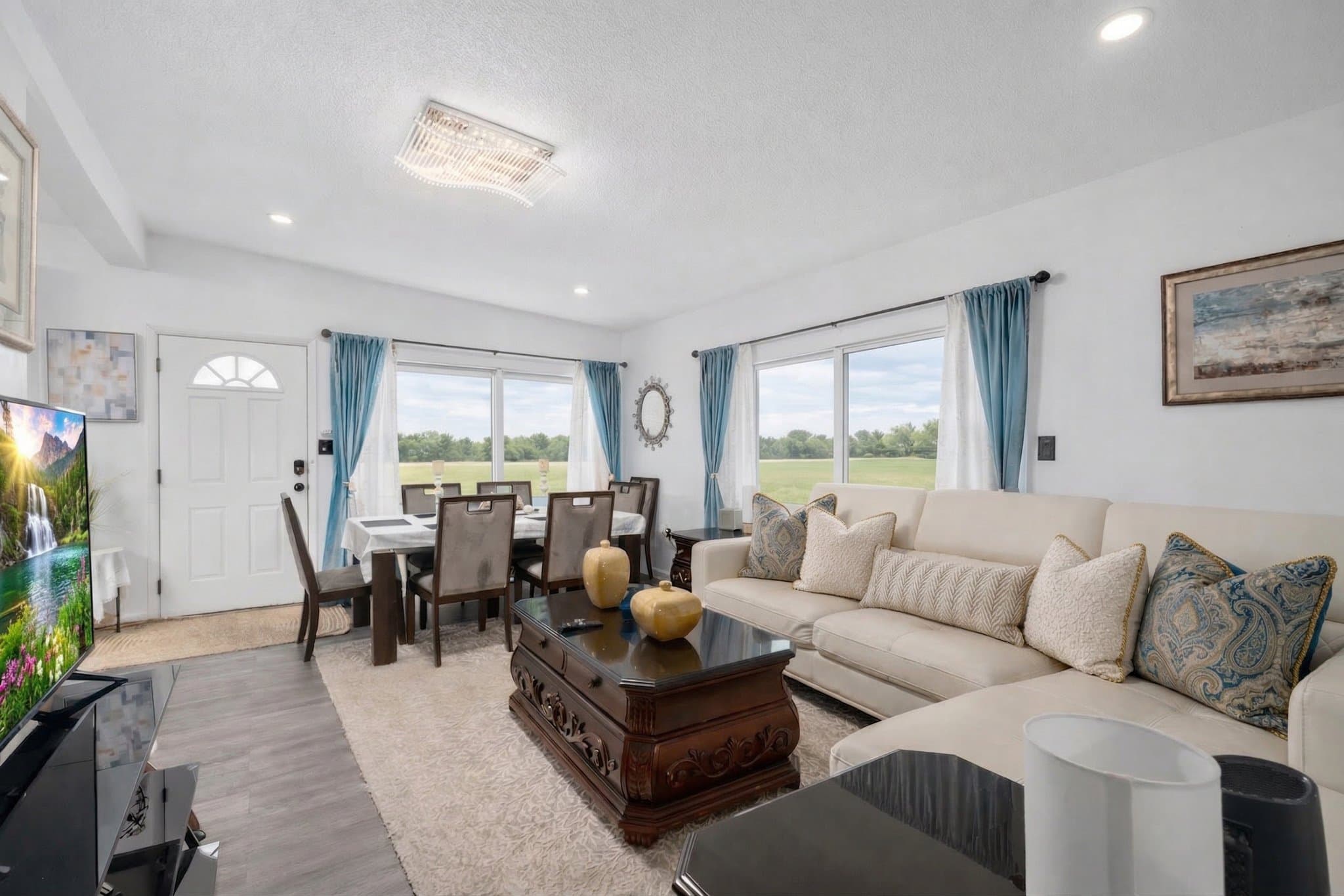 Sanford House: 228 Sunset Drive