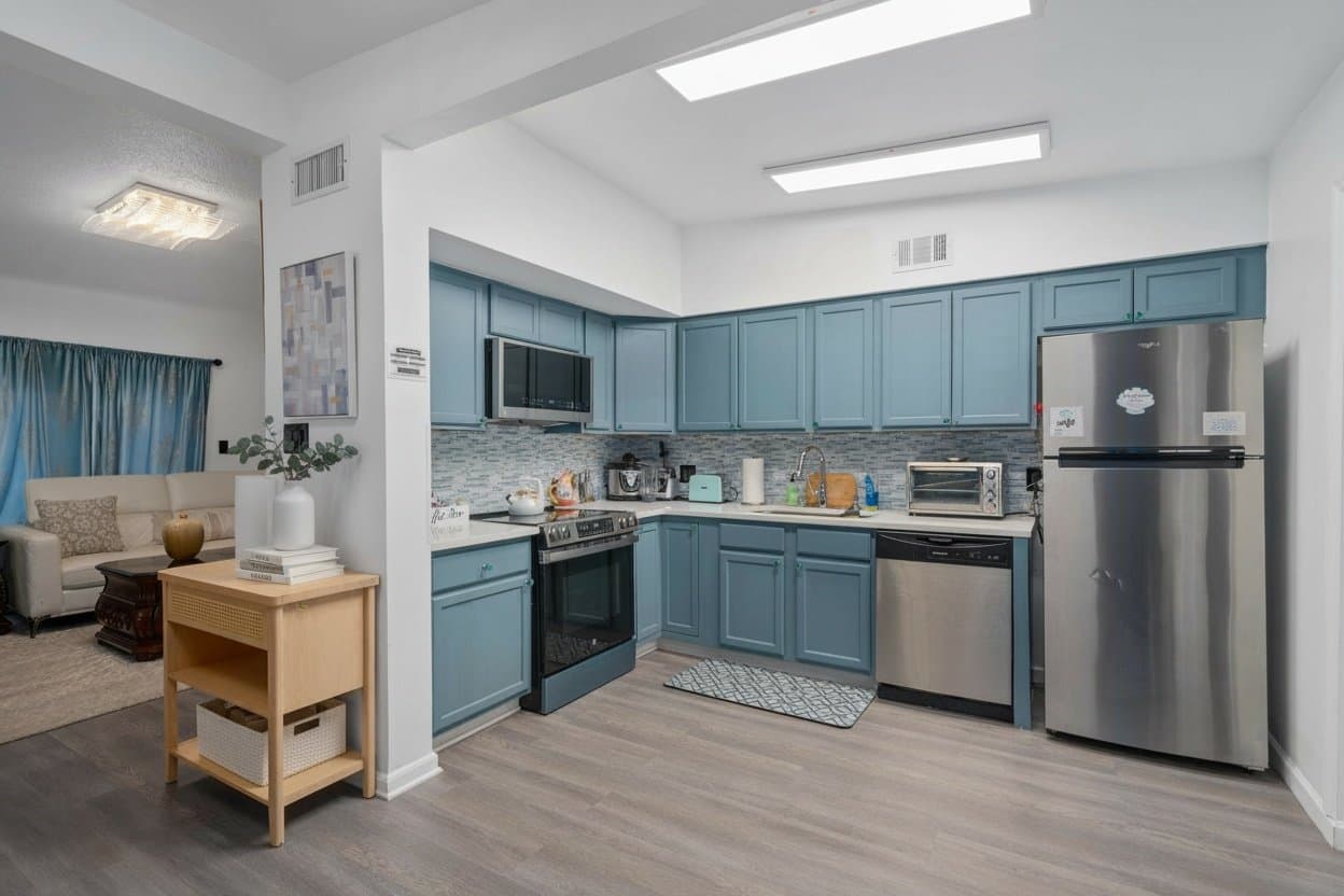 Sanford House: 228 Sunset Drive