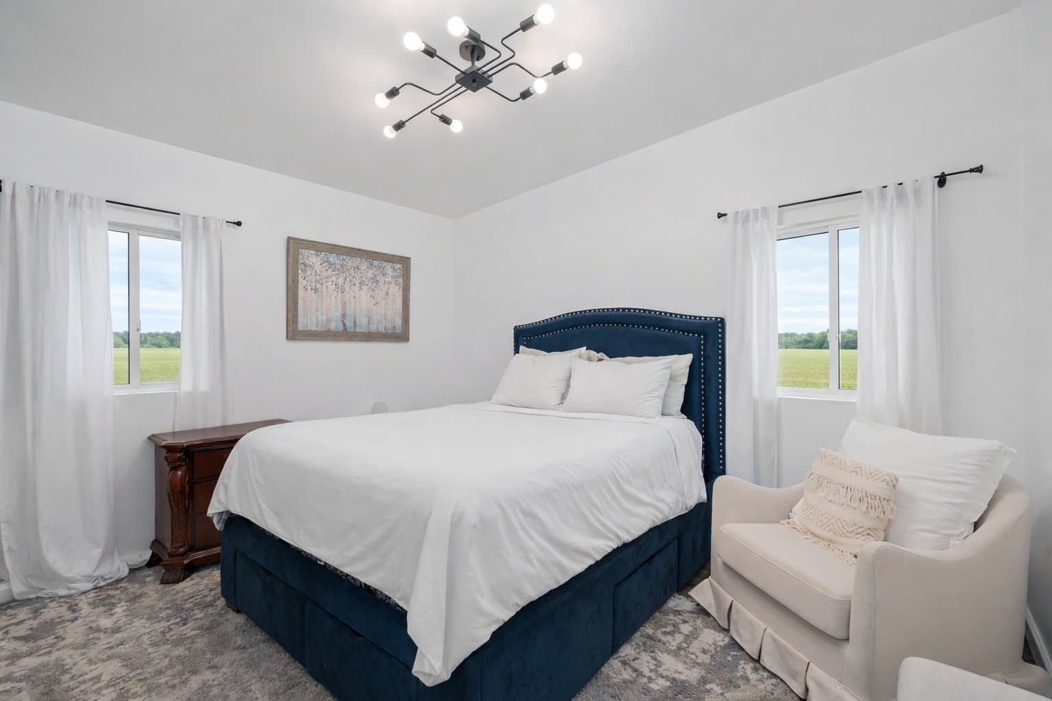 Sanford House: 228 Sunset Drive