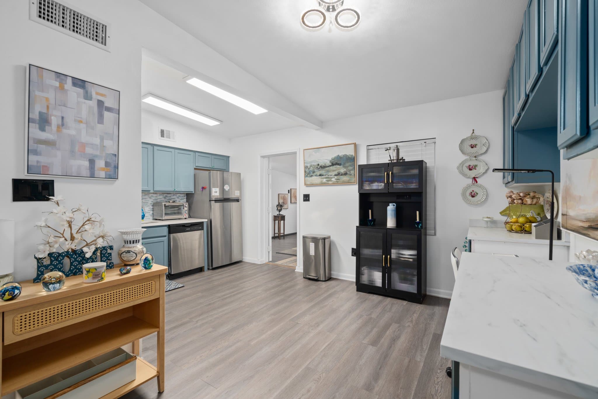 Sanford House: 228 Sunset Drive
