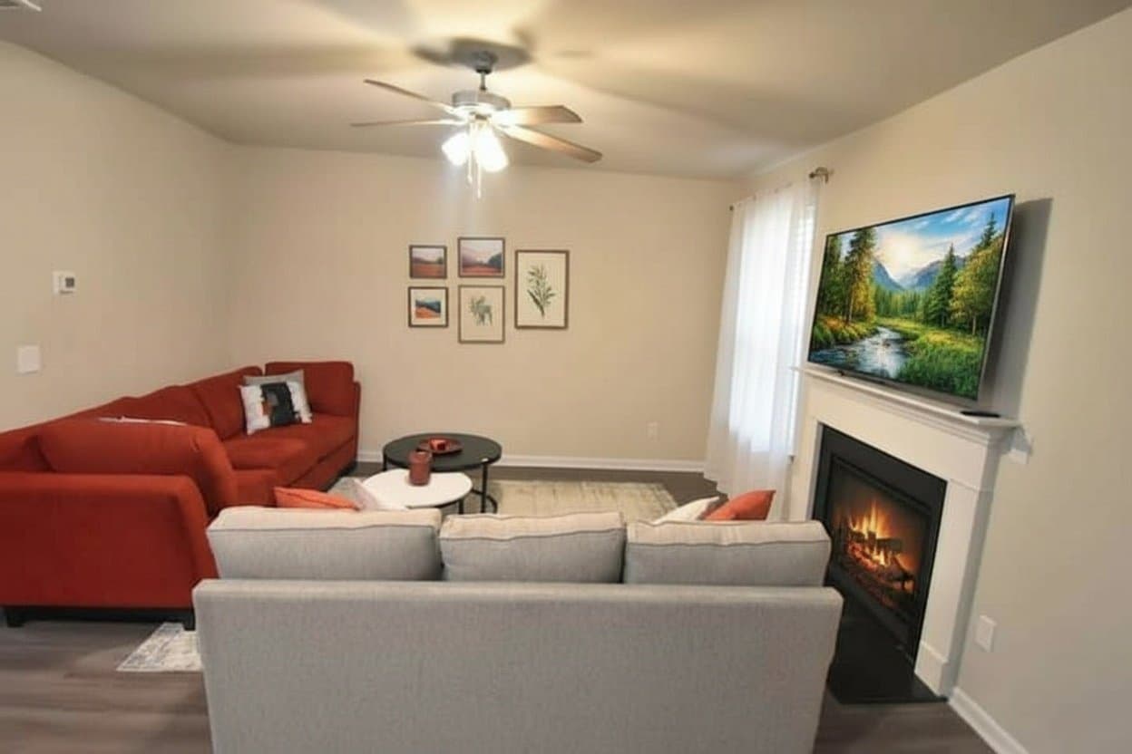 Winder House: 281 Turtle Creek Drive