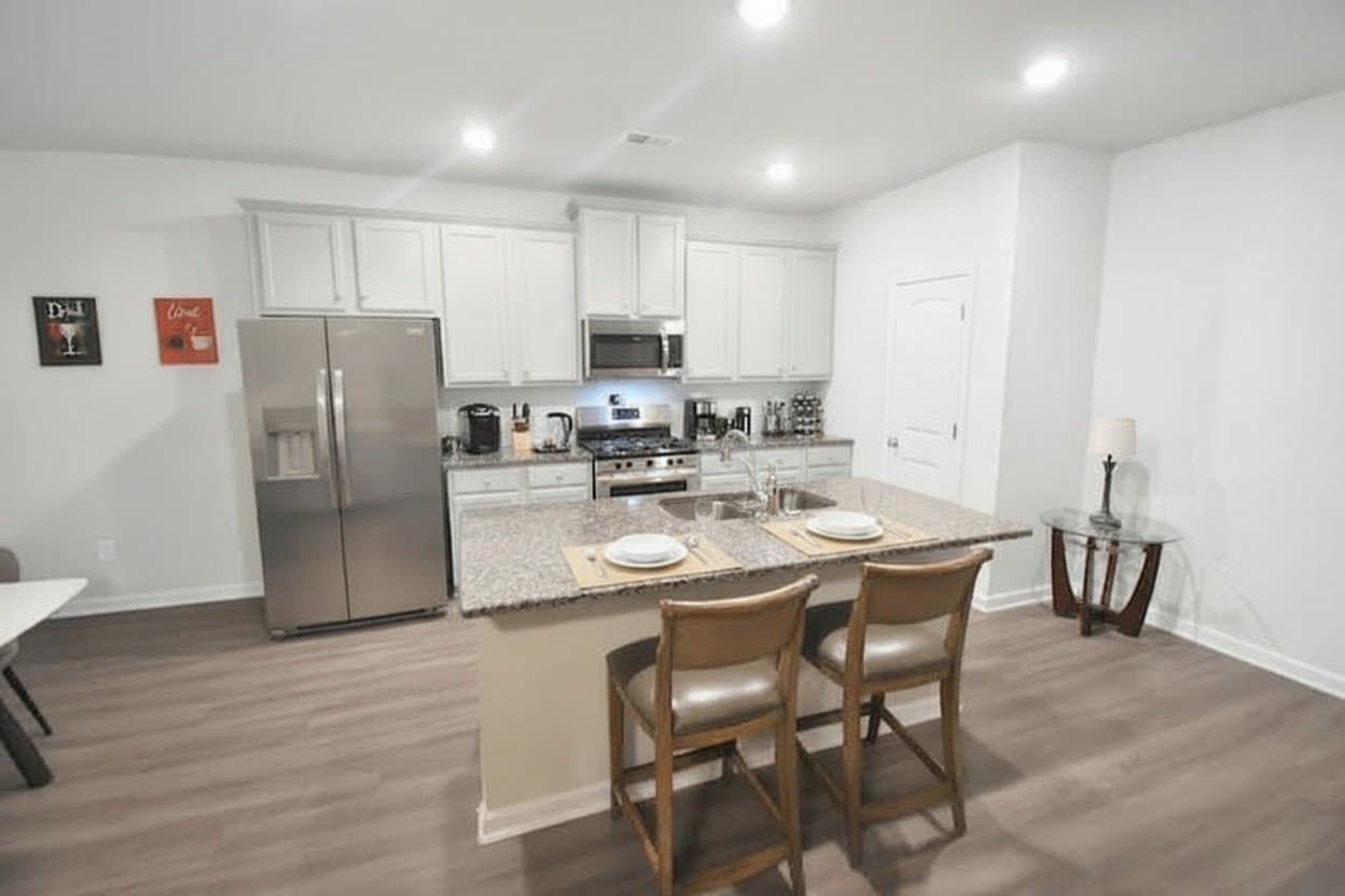 Winder House: 281 Turtle Creek Drive