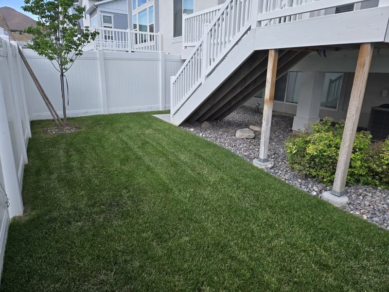 Eagle Mountain Townhome: 9723 N Aaron Ave