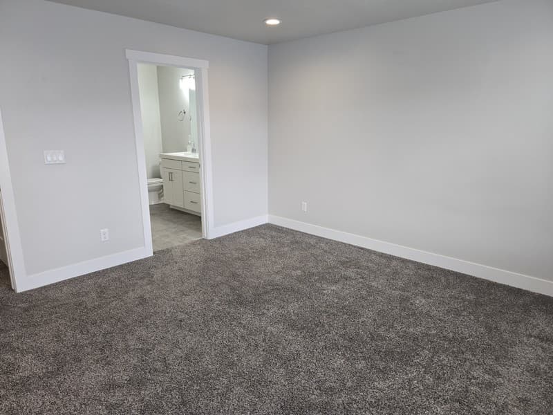 Eagle Mountain Townhome: 9723 N Aaron Ave