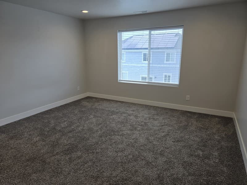 Eagle Mountain Townhome: 9723 N Aaron Ave