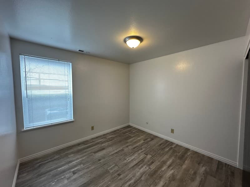 Ogden Apartment: 4564 Harrison Blvd
