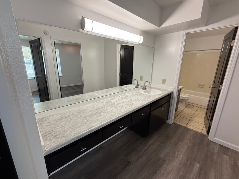 Ogden Apartment: 4564 Harrison Blvd