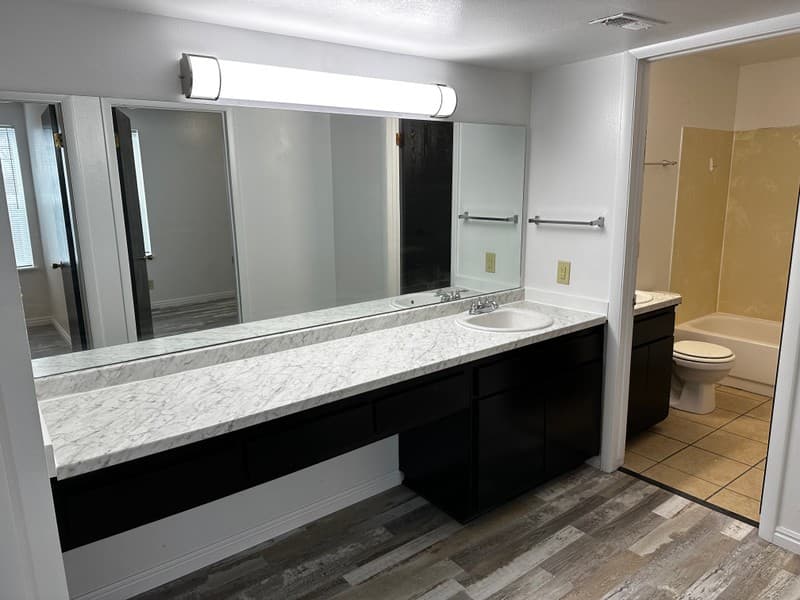 Ogden Apartment: 4564 Harrison Blvd