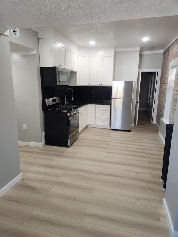Salt Lake City Apartment: 127 E 1st Ave