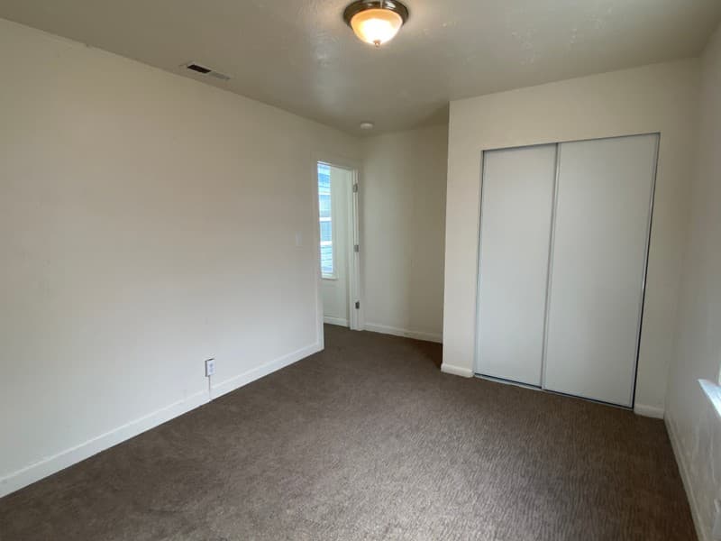 Salt Lake City House: 856 S 900 W
