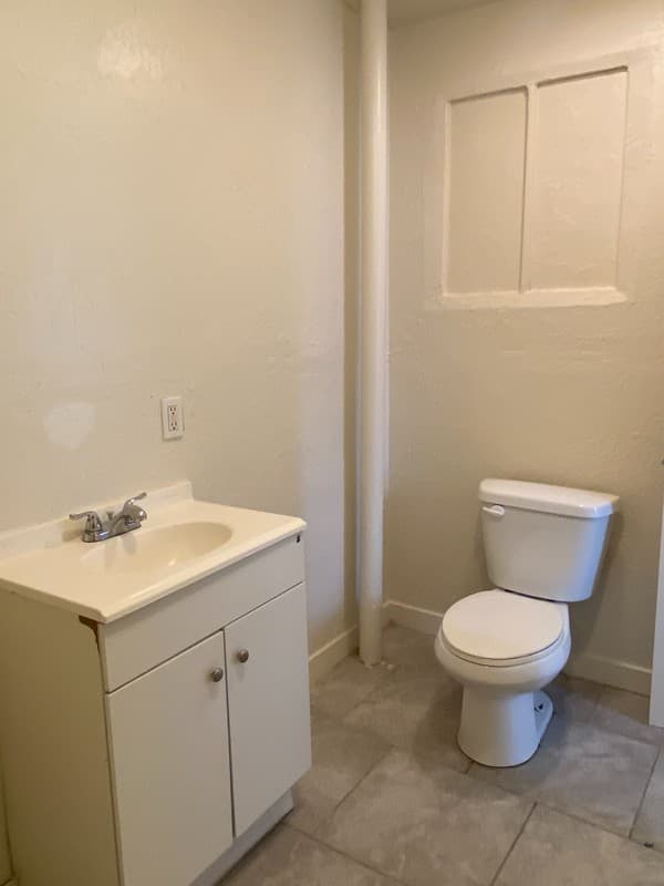 Salt Lake City House: 856 S 900 W