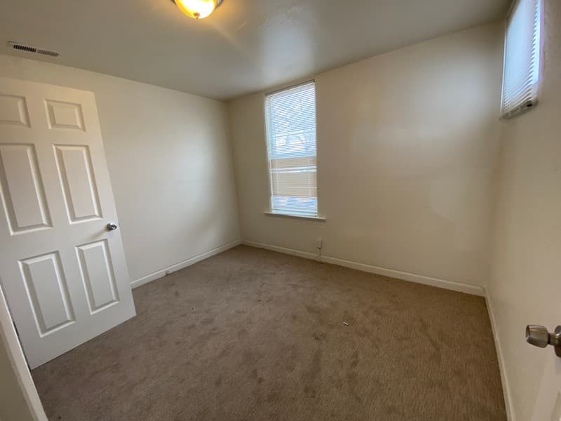 Salt Lake City House: 856 S 900 W