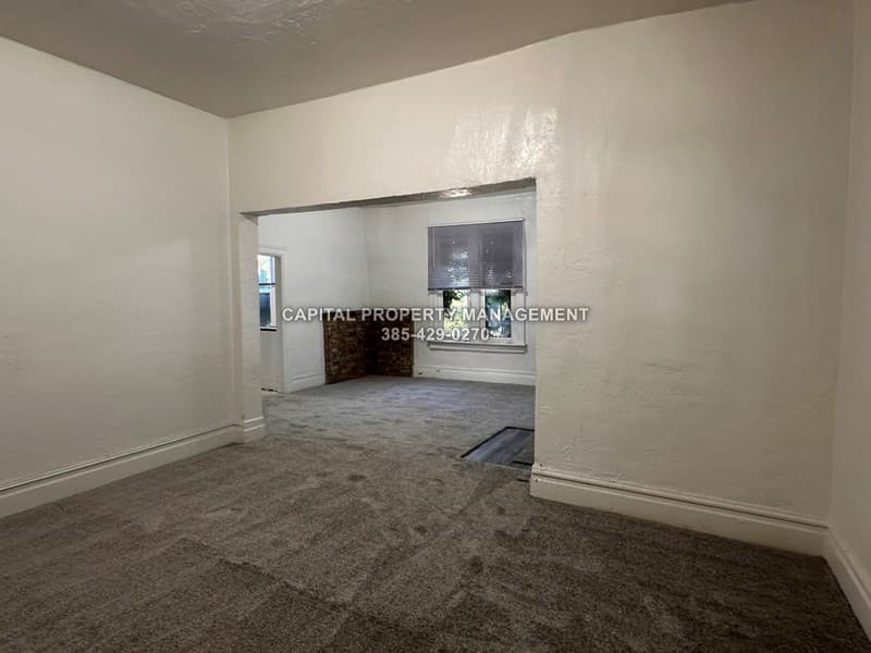 Salt Lake City House: 850 S 900 W