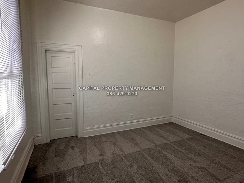 Salt Lake City House: 850 S 900 W