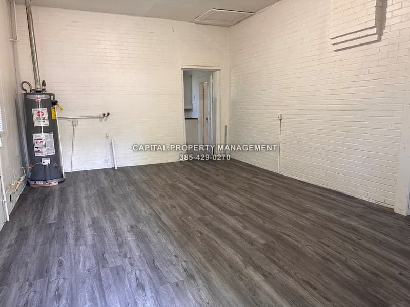 Salt Lake City House: 850 S 900 W