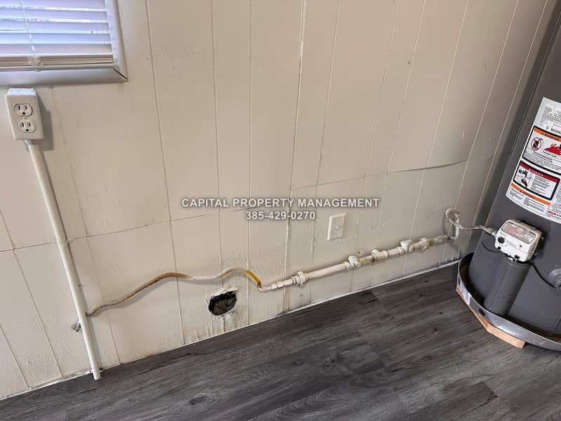 Salt Lake City House: 850 S 900 W
