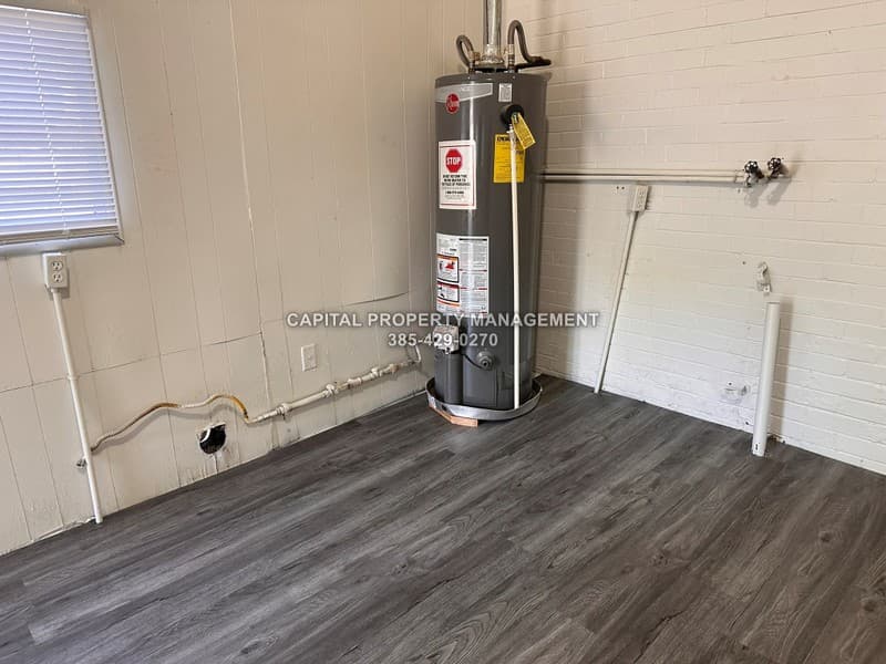 Salt Lake City House: 850 S 900 W
