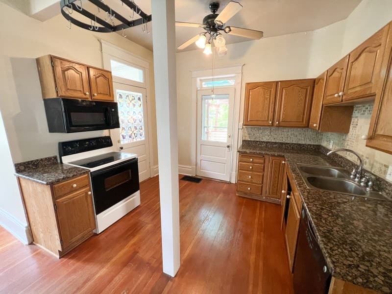Salt Lake City House: 133 M St