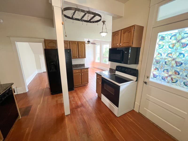 Salt Lake City House: 133 M St