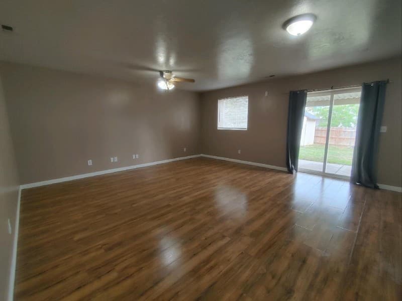 Layton House: 2503 W 1400 N