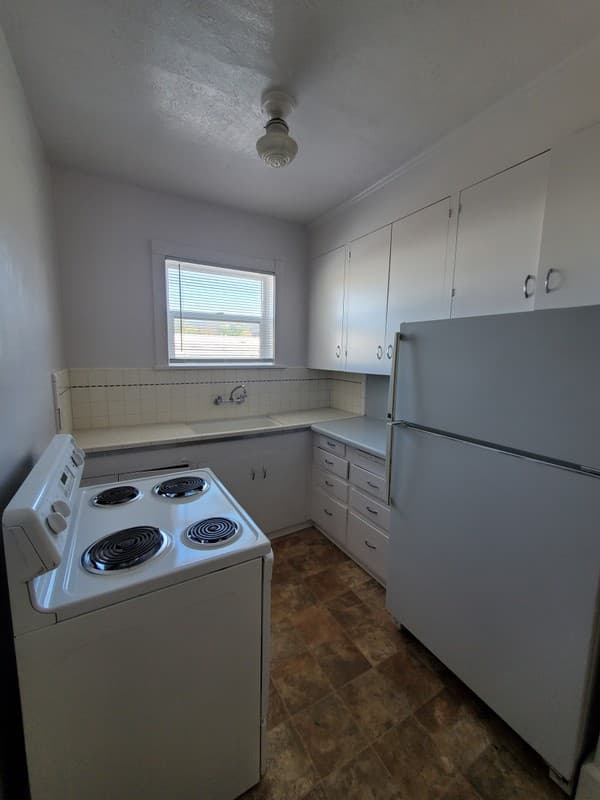 Salt Lake City Apartment: 325 S 400 E