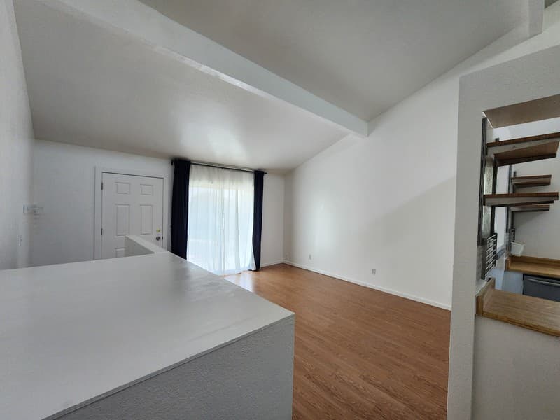 Holladay Townhome: 1800 E Gunderson Ln