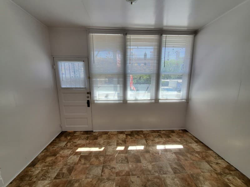 Salt Lake City Apartment: 325 S 400 E