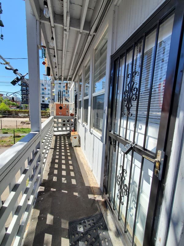 Salt Lake City Apartment: 325 S 400 E