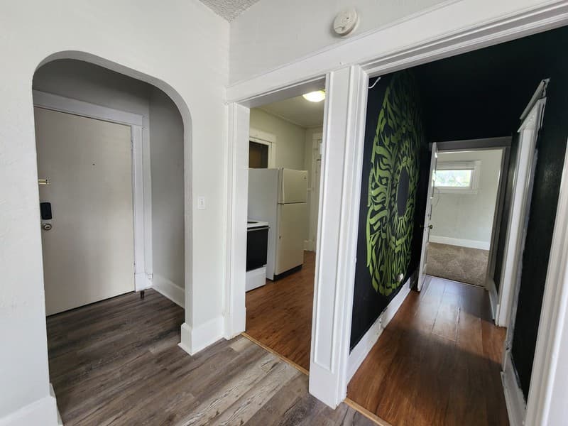 Salt Lake City Apartment: 415 E 1st Ave