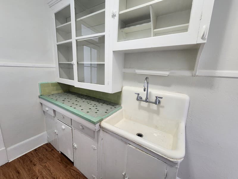 Salt Lake City Apartment: 415 E 1st Ave