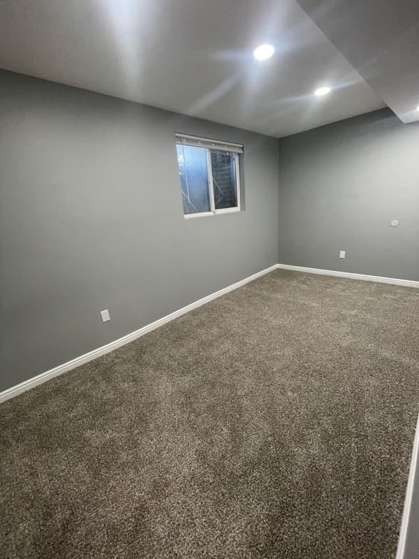 Salt Lake City House: 6055 S Hazelhurst Dr