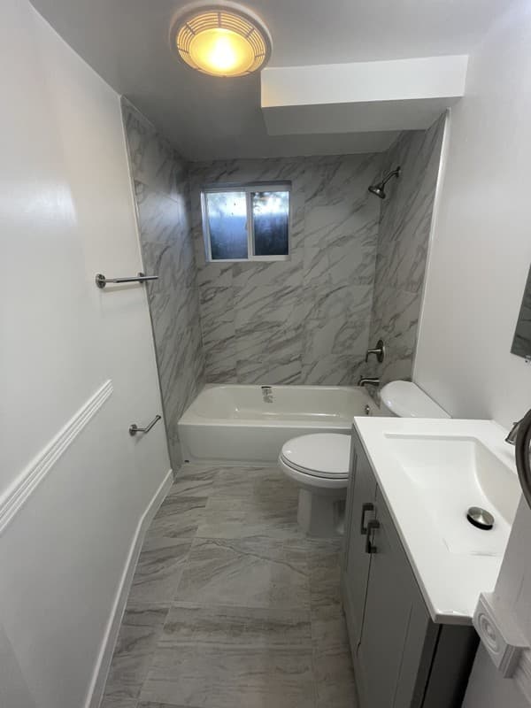 Salt Lake City House: 6055 S Hazelhurst Dr