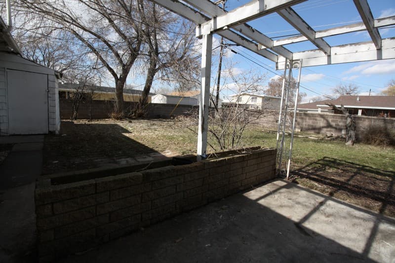Salt Lake City House: 2116 W Kirkham Way