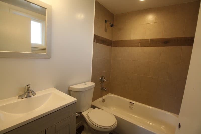 Salt Lake City House: 2116 W Kirkham Way