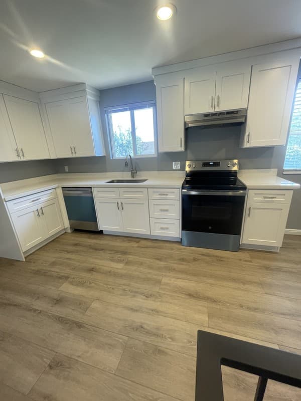 Salt Lake City House: 6055 S Hazelhurst Dr