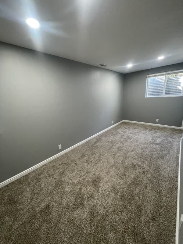 Salt Lake City House: 6055 S Hazelhurst Dr