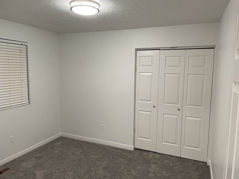 Draper House: 11818 S Inauguration Rd