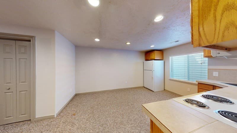 Herriman House: 13538 S Belmont Park Ave