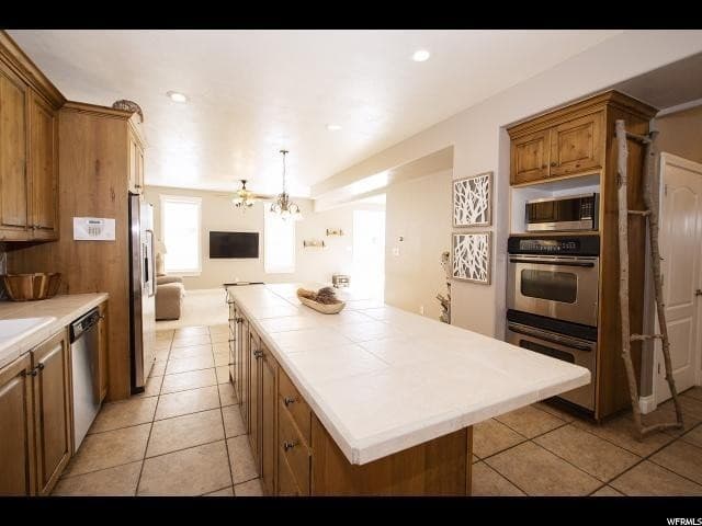 Spanish Fork House: 1353 S Somerset Dr